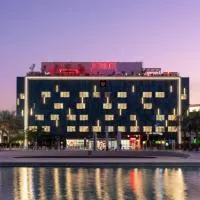 Radisson RED Dubai Silicon Oasis, viešbutis Dubajuje