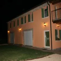 Boschetto di Campagna، فندق في Castagnole
