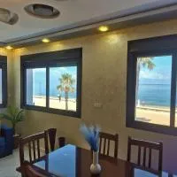 Beachfront First floor mekad、Oued Laouのホテル