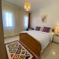 Mountain View luxe chalet Ras elhikma families only, viešbutis mieste Ras Elhekma