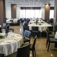 Sercotel Hola Tafalla – hotel w mieście Tafalla