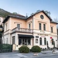 Mr Görgey Art Hotel, готель у Вишеграді