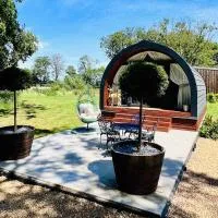 Riverbank Lodge, hotel em Louth