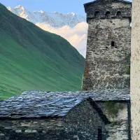 Nizharadze's Tower, hotelli kohteessa Ušguli