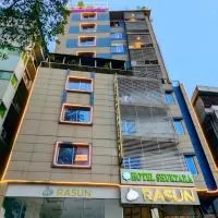 Hotel Shuktara Dhaka, hótel í Dhaka