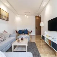 Heaven Beach 2BR Family Resort Pool and Beach, hotel en Sidi Rahal