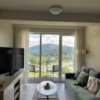 Apartament z widokiem na góry- CZARNA GÓRA-SIENNA, hotel Siennában