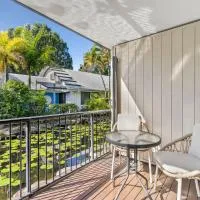 Stylish 1 Bedroom ground level unit in Noosaville – hotel w mieście Noosaville