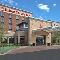 Hilton Garden Inn Akron، فندق في أكرون