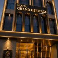 The Grand Heritage Vrindavan # Lavis & Luxury Rooms Near Nidhivan Sarovar Portico, Rukmini Vihar Vrindavan#、ブリンダーバンのホテル
