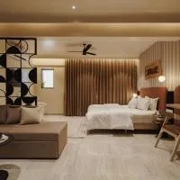 Abhibha Suites Waterfront, hotel sa Pune