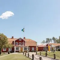 Stufvenäs Gästgifveri, хотел в Söderåkra