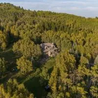 The Wandering Antler - Bragg Creek, hotel u gradu Bragg Creek