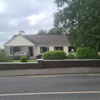 Cistin Bheag Áine, hotel en Ballygawley