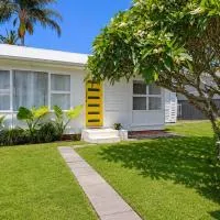 Frangipani Hideaway, hotelli kohteessa Budgewoi