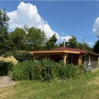 Cabane Sarrogna - Lac de Vouglans - SPA Privatif, hotel v destinácii Sarrogna