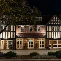 Camden Hotel Suites, hotel di Camden