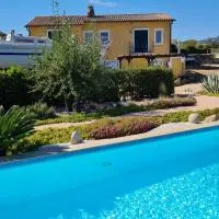 Casa Maichen Olbia, hotel i San Pantaleo