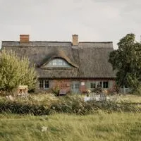 Ferienhaus Gut Glück, hotel v destinácii Lancken-Granitz