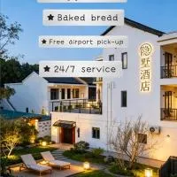 Yinshu Lunasvilla Courtyard Garden Resort Hotel, hotel i Shanghai