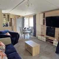 Golfing & Family Breaks in Luxury Lodge, hotel a Tydd Saint Giles