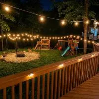 Cozy Family Retreat with Fire Pit and BBQ, hotell sihtkohas Vernon
