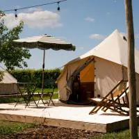 Hoeve de Binnenplaets - Comfort glamping tent, hotel a Schimmert