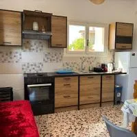 Aegean House, hotell sihtkohas Kími