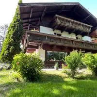 Haus am Bach、Erlのホテル