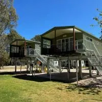 Darlington Point Riverside Caravan Park, מלון בDarlington Point