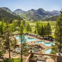 Everline Resort and Spa, Lake Tahoe, hotel di Olympic Valley