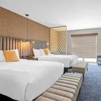 Beacon Suites Hotel, מלון בסאמרוויל