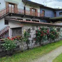 Locazione breve LE ROSE, hotelli kohteessa Darfo