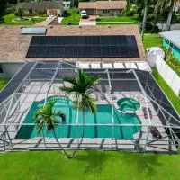 Splash & Relax Games WiFi BBQ Fire Pit Boat Lake: Royal Palm Beach şehrinde bir otel