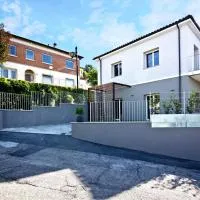 Guest House Nonna Giulina, camere - Rooms, hotel v destinácii Castagnole Lanze