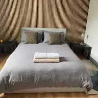 Modern Apartment in the Heart of Town, hotel u gradu Cahersiveen