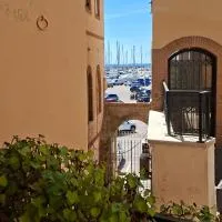 La Perla del Borgo – hotel w mieście Nettuno