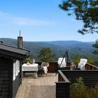 Cozy cottage with a Wonderful view - Hiking trails - Silence, hotel en Mjåvatn