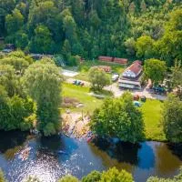 Zrcadlová Koza, Hotel in Turnov