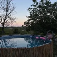 Vikendica Dora – hotel w mieście Petrovaradin