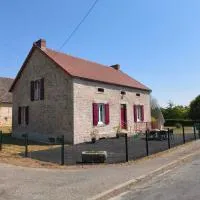 Camp'Amis, hotel din Viersat