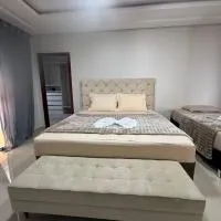 Sobrado com 3 quartos e piscina descanso e lazer, hótel í Vilhena