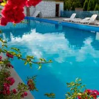 Spitak tun, hotel en Ijevan