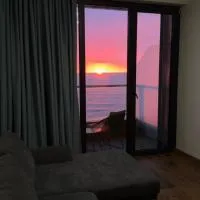 Go Bamboo Beach Apartments, Hotel in Zichisdsiri
