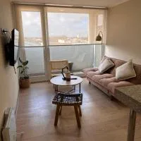 Hermosísimo departamento en chillan para 3 a 4 personas, מלון בצ'ילאן