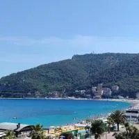 Noli Sea View - La perla sul mare con box auto, hotel in Noli