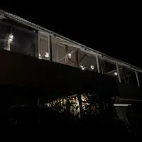 Private tropical large home with pool between Cahuita and Puerto Viejo Excellent Location, hotell i Puerto Viejo