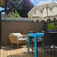 Ocean Breeze next to the Beach, hotel a Beddinge Strand