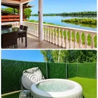 Danube Panorama House - River View, Jacuzzi & Nature, hotel en Čelarevo