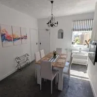 Cleethorpes Family Home Sleeps 7 Perfect Location, hotel a Cleethorpes
